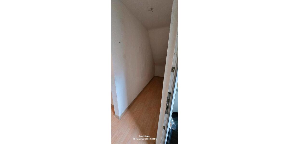 Helle 3,5 Zimmer Maisonette-Wohnung im 2. OG in Hüttenheim 3 zimmer