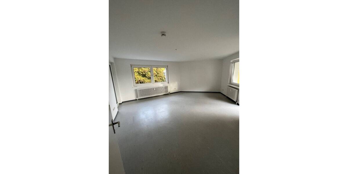 Etagenwohnung Wiesbaden Dotzheim - 2 Zimmer, 64 m&sup2;, 580&euro; | Angebot:25695785