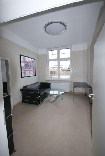 Wohnen auf Zeit Raunheim - 2 Zimmer, 45 m&sup2;, 1.100&euro; | Angebot:25054309