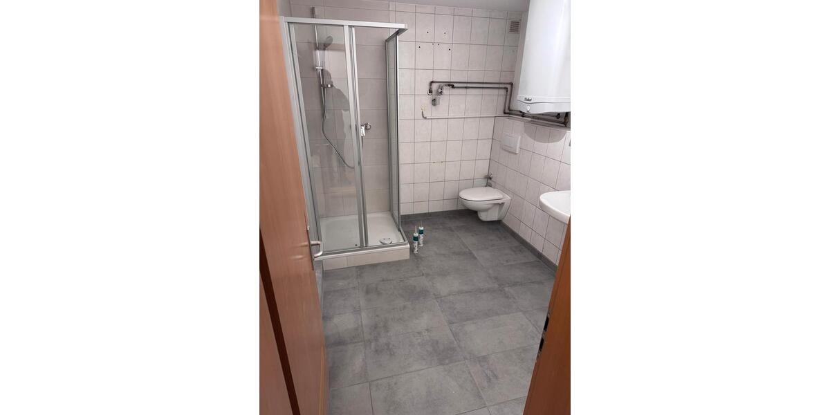 Etagenwohnung Kempten (Allgäu) Auf der Halde - 5 Zimmer, 160 m&sup2;, 2.500&euro; | Angebot:26425725