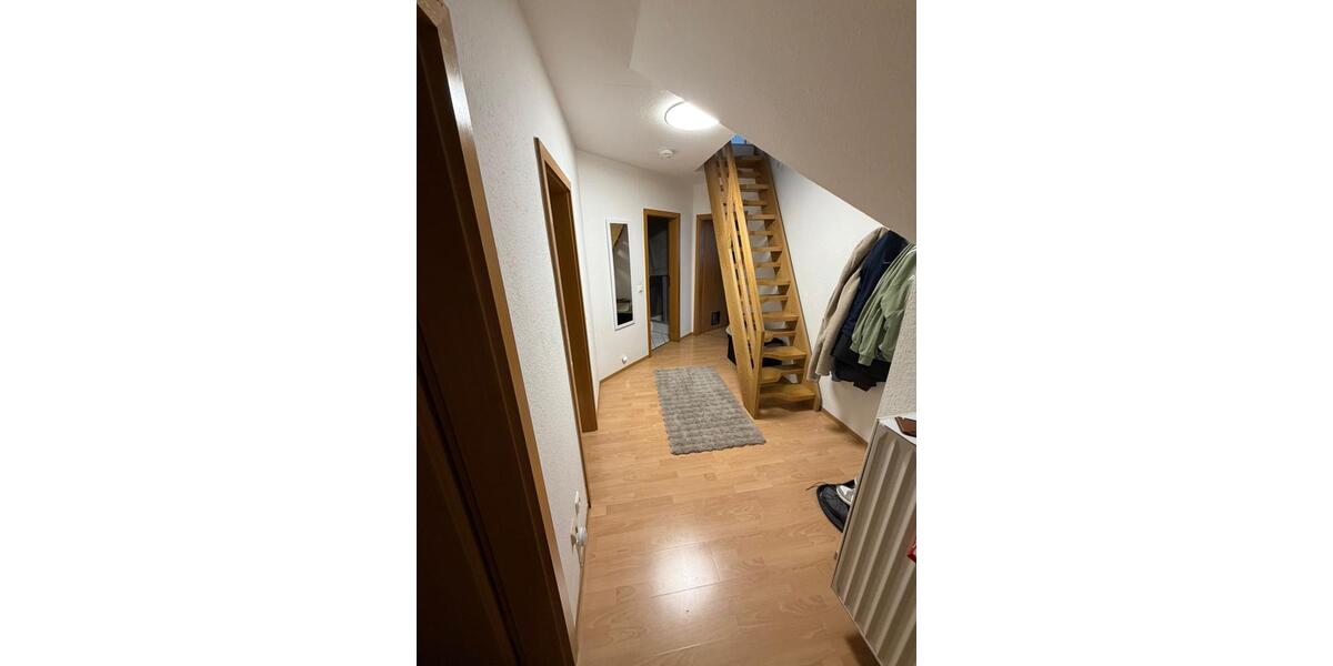Dachgeschoßwohnung Hessisch Lichtenau - 3 Zimmer, 80 m&sup2;, 850&euro; | Angebot:26584924