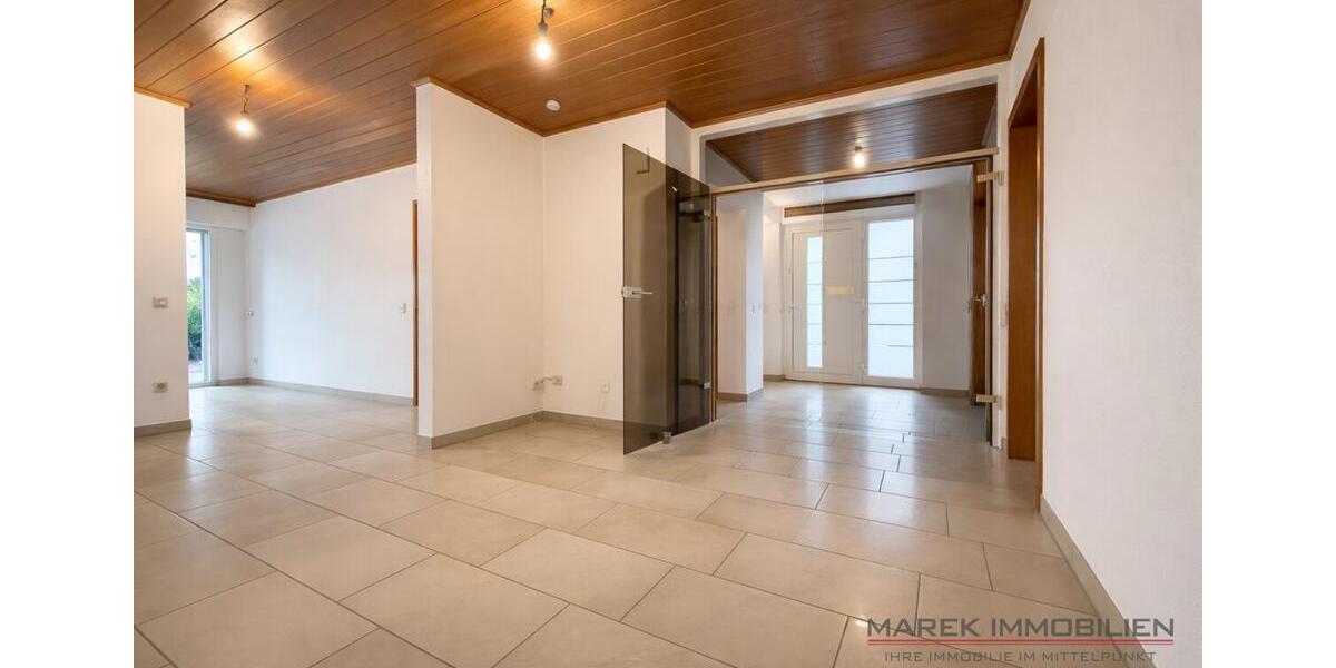 Exklusives Wohnen auf höchstem Niveau – Erdgeschosswohnung mit Terrasse & Garten in Bestlage 4 zimmer