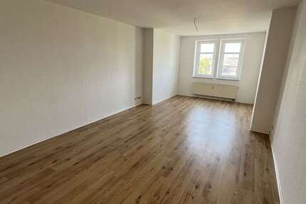 Wohnung Gera Ostviertel - 4 Zimmer, 114 m&sup2;, 742&euro; | Angebot:27291755