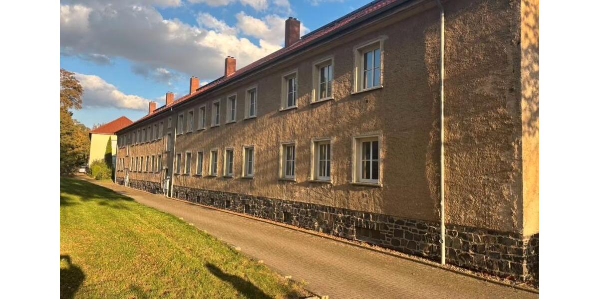 Etagenwohnung Hötensleben - 3 Zimmer, 80 m&sup2;, 200&euro; | Angebot:26033775