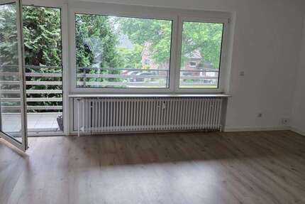 Wohnung Hemmoor - 3 Zimmer, 93 m&sup2;, 820&euro; | Angebot:27068647