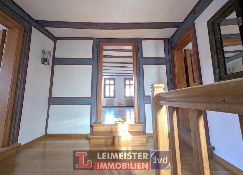EXKLUSIVES WOHNEN UND ARBEITEN IM ÄLTESTEN FACHWERKHAUS ASCHAFFENBURGS! zimmer