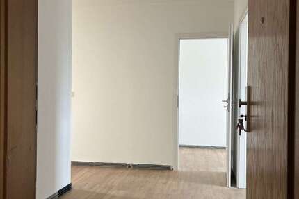 Wohnung Rosenow - 3 Zimmer, 67 m&sup2;, 395&euro; | Angebot:27286979