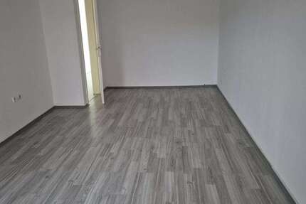 Wohnung Hanau - 3 Zimmer, 76 m&sup2;, 900&euro; | Angebot:24834222