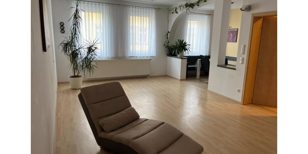 Einfamilienhaus Hof Altstadt - 4 Zimmer, 140 m&sup2;, 1.350&euro; | Angebot:24979349