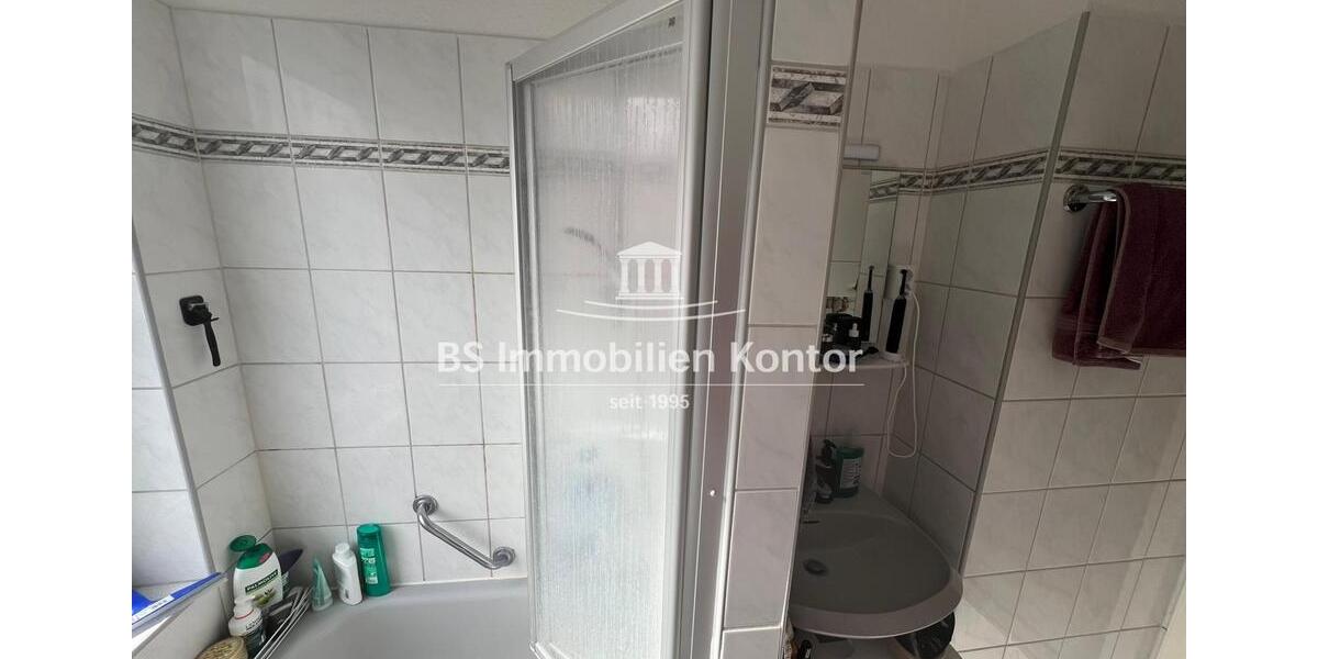 Dachgeschoßwohnung Emden - 2 Zimmer, 49 m&sup2;, 400&euro; | Angebot:26548053