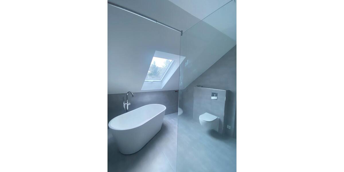 Dachgeschoßwohnung Büren - 4 Zimmer, 99 m&sup2;, 765&euro; | Angebot:24643844