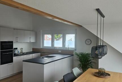 Erstbezug nach Renovierung, 3er WG 5 zimmer