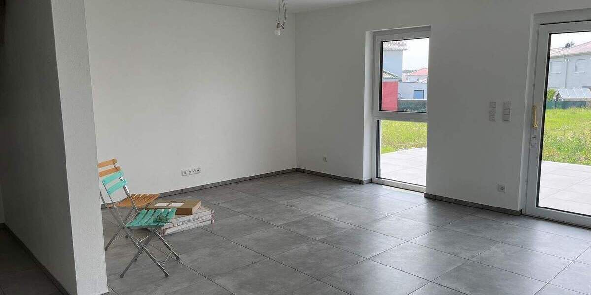 Doppelhaushälfte Markt Erlbach Eschenbach - 5 Zimmer, 121 m&sup2;, 1.690&euro; | Angebot:24967176