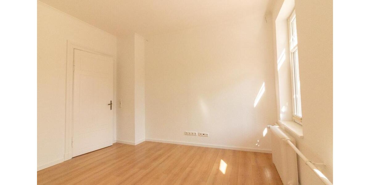 Ab sofort verfügbar: Teilsanierte Doppelhaushälfte in Cismar 4 zimmer