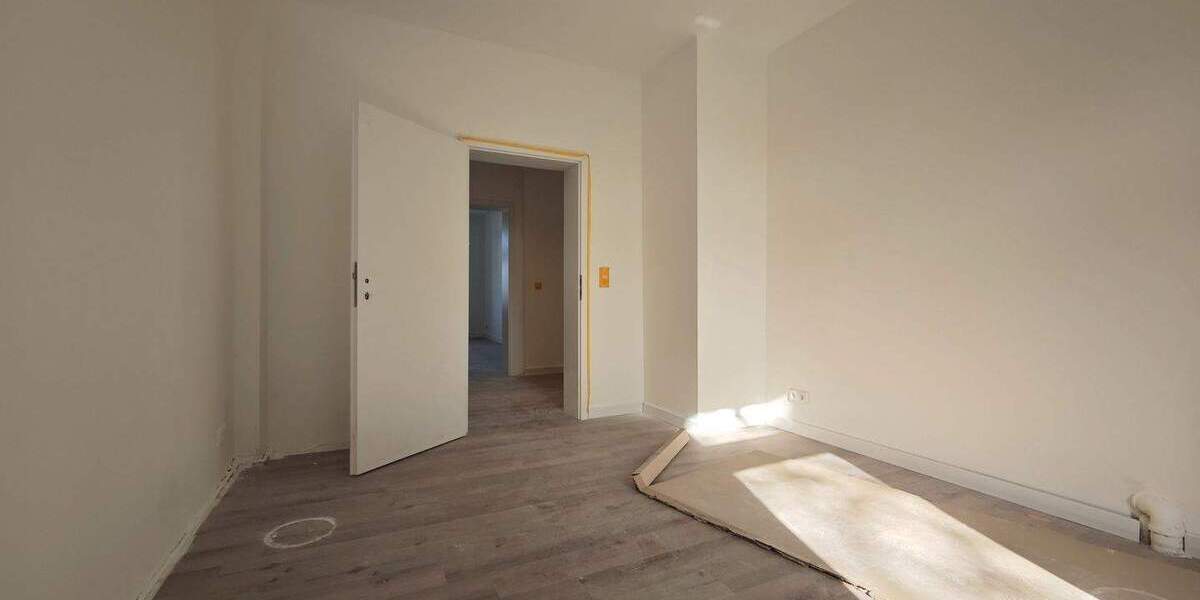 Zimmer Dresden Naußlitz - 4 Zimmer, 109 m&sup2;, 1.205&euro; | Angebot:25728545