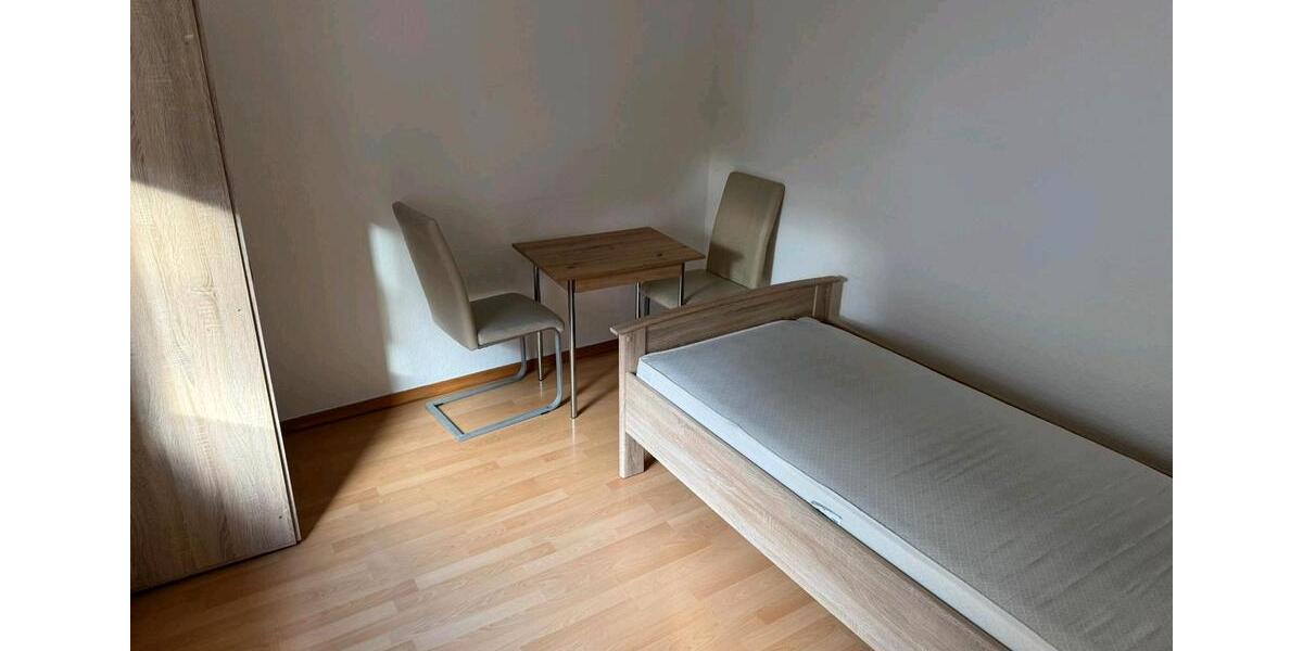 Erdgeschoßwohnung Frankfurt am Main Innenstadt - 3 Zimmer, 70 m&sup2;, 1.500&euro; | Angebot:26646558