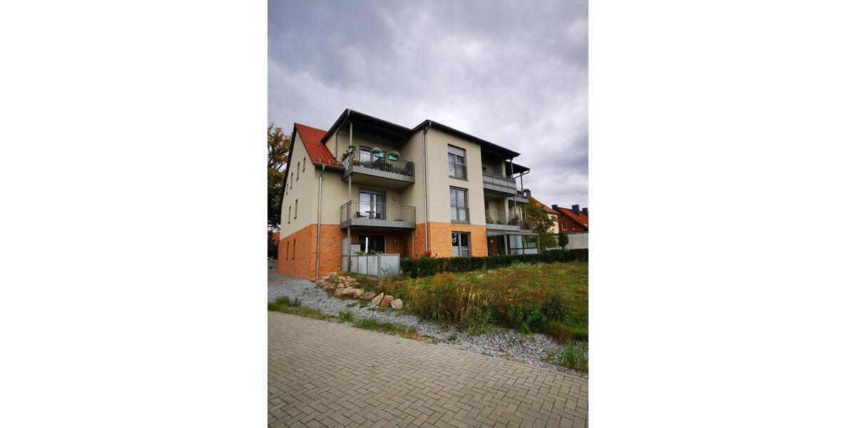 Etagenwohnung Senftenberg - 2.5 Zimmer, 71 m&sup2;, 745&euro; | Angebot:26439809