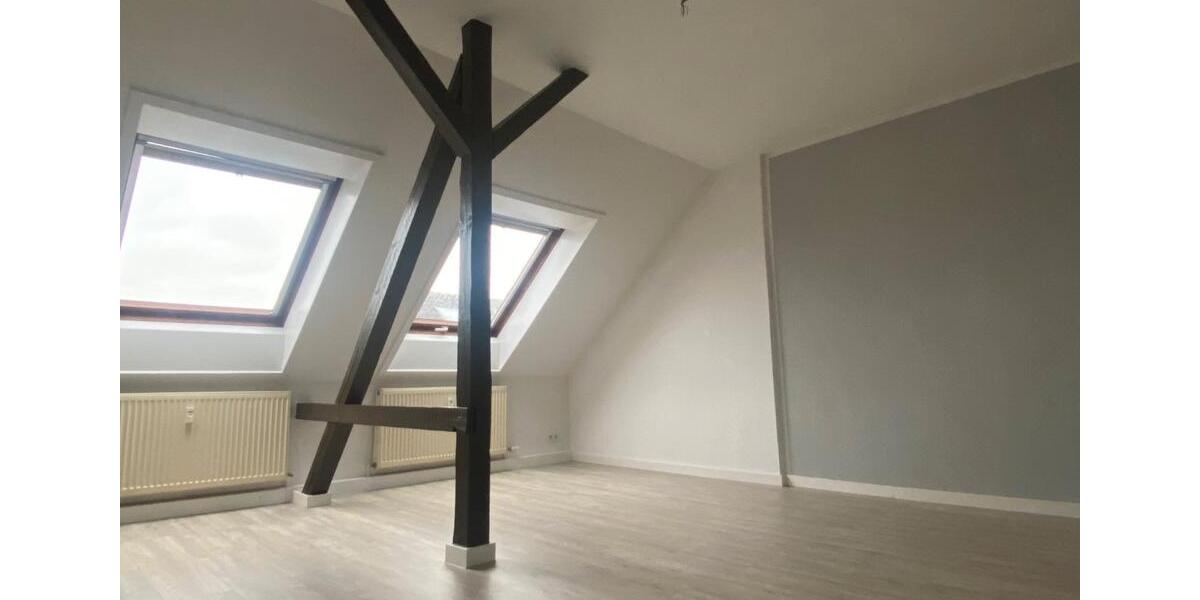 Dachgeschoßwohnung Zwickau Zwickau-West - 2 Zimmer, 56 m&sup2;, 340&euro; | Angebot:26649282