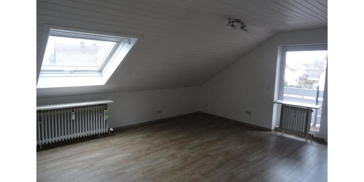 Dachgeschoßwohnung Neuburg an der Donau - 2 Zimmer, 58 m&sup2;, 640&euro; | Angebot:26232119