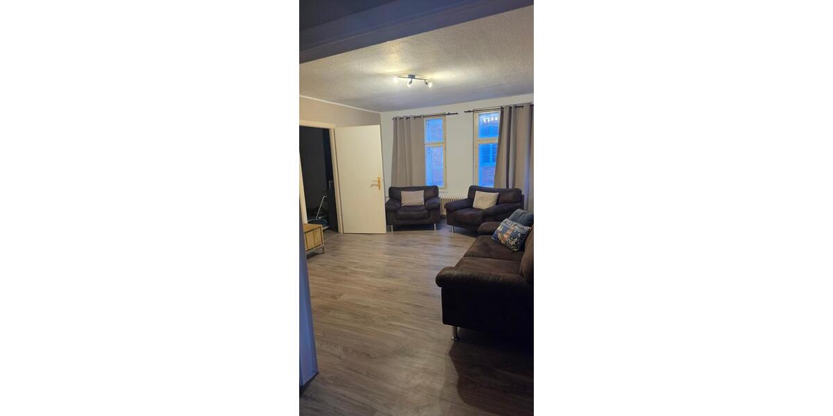 Etagenwohnung Husum - 2 Zimmer, 64 m&sup2;, 605&euro; | Angebot:26687124