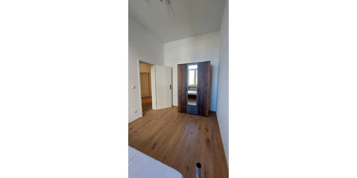 Etagenwohnung Plauen Stadtmitte - 2 Zimmer, 42 m&sup2;, 280&euro; | Angebot:26814400