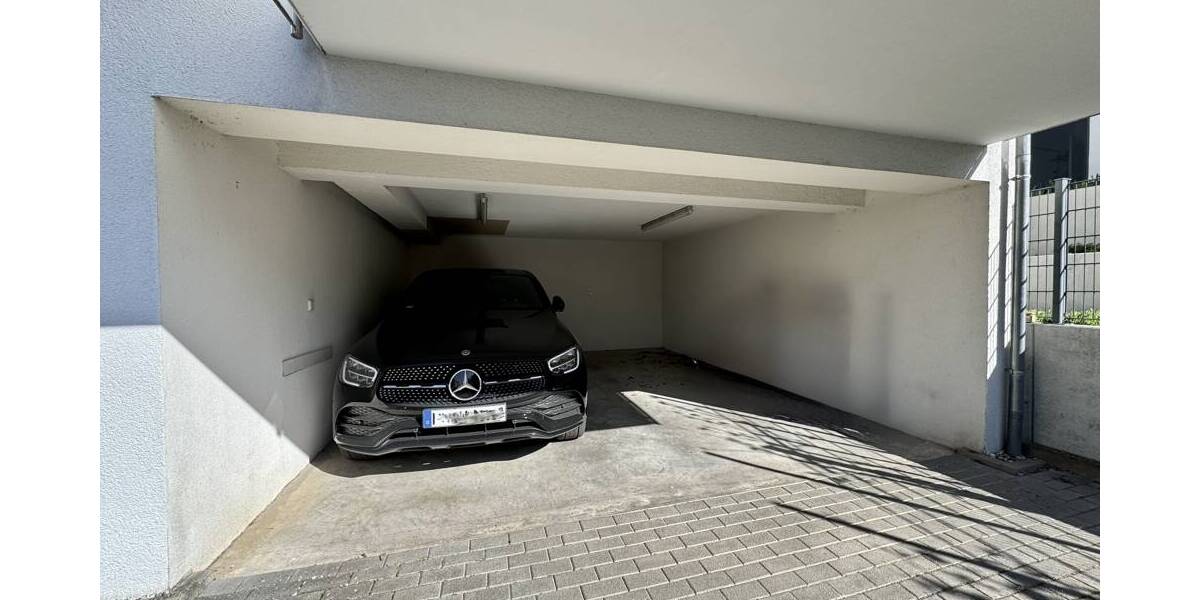 Etagenwohnung Heppenheim - 2 Zimmer, 93 m&sup2;, 1.150&euro; | Angebot:26065995