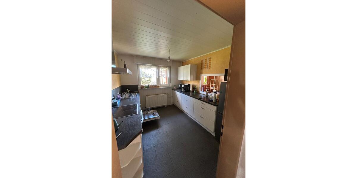 Etagenwohnung Mainz Lerchenberg - 3 Zimmer, 86 m&sup2;, 1.350&euro; | Angebot:26041410