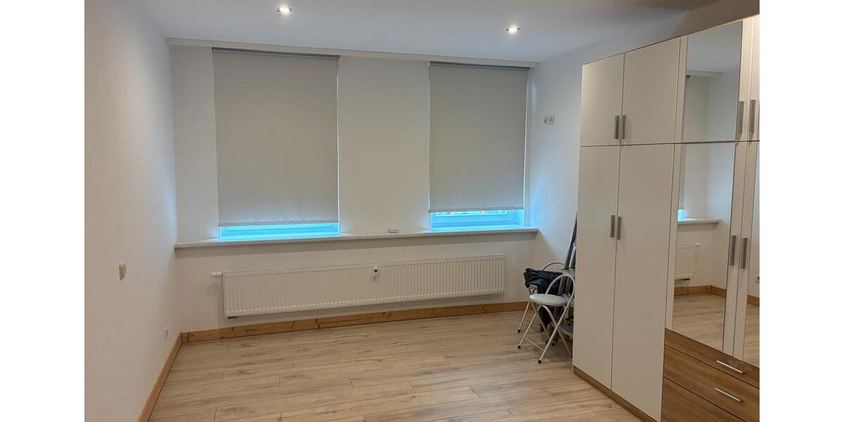 Erdgeschoßwohnung Zeulenroda-Triebes Triebes - 2 Zimmer, 56 m&sup2;, 500&euro; | Angebot:25637375