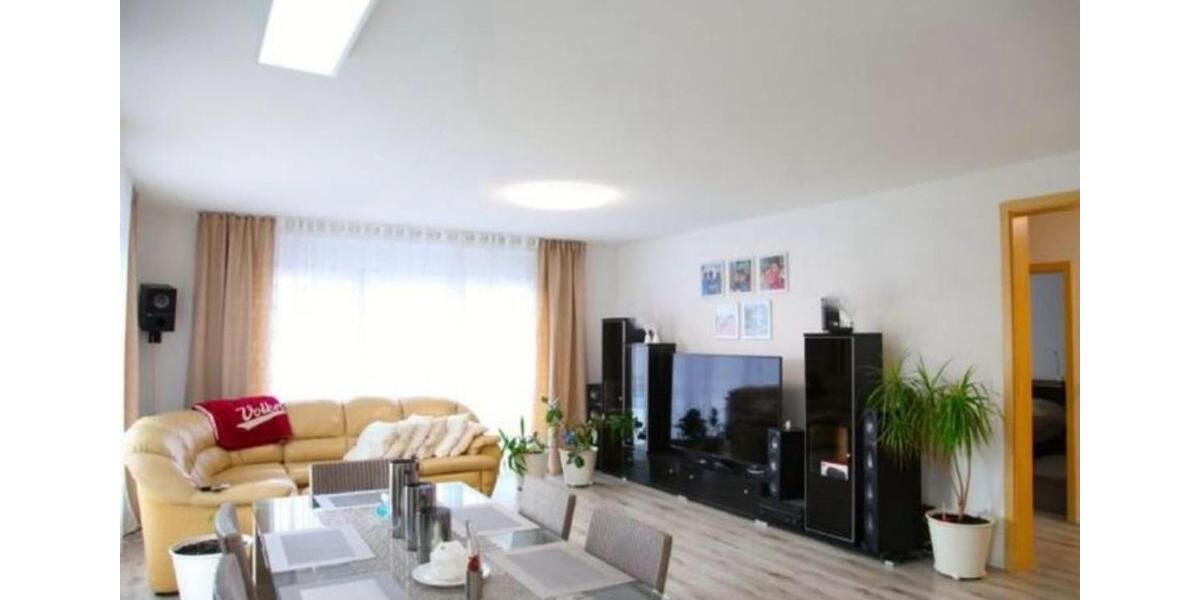 Maisonettenwohnung Freiburg im Breisgau - 5 Zimmer, 116 m&sup2;, 2.000&euro; | Angebot:25120830