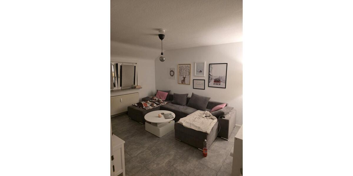Dachgeschoßwohnung Weingarten (Baden) - 4 Zimmer, 85 m&sup2;, 990&euro; | Angebot:26531657