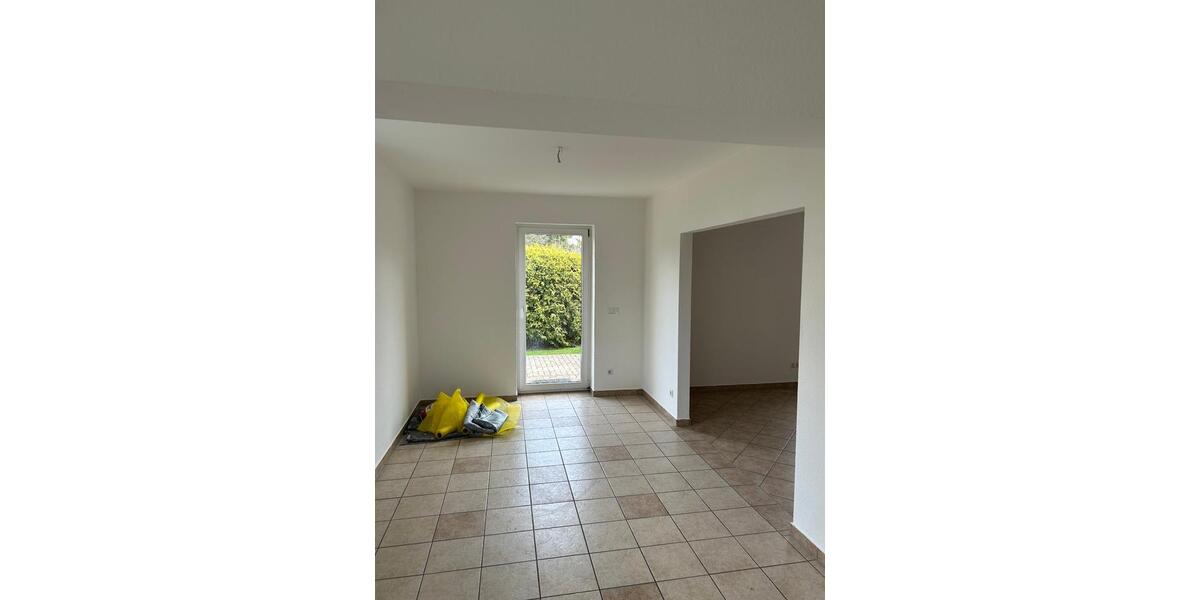 Etagenwohnung Burg (Spreewald) - 4 Zimmer, 120 m&sup2;, 1.350&euro; | Angebot:26439808