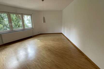 Wohnung zum Mieten in Frankfurt 1.125 € 61.5 m² 2 zimmer
