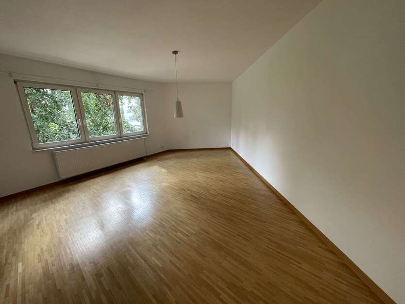 Wohnung zum Mieten in Frankfurt 1.125 € 61.5 m² 2 zimmer