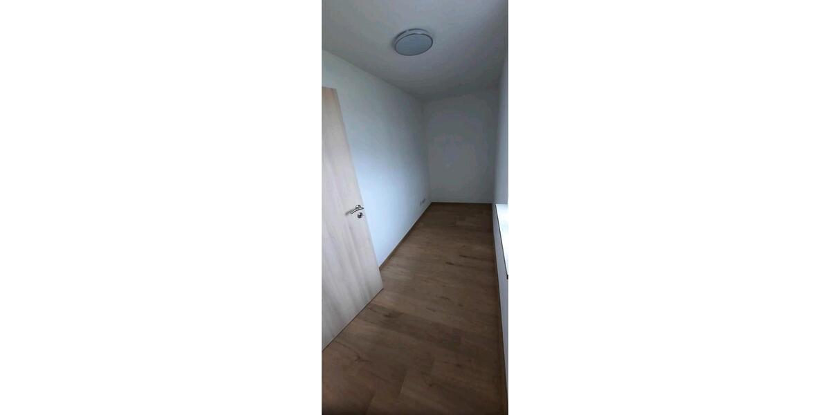 Etagenwohnung Cham - 3 Zimmer, 82 m&sup2;, 850&euro; | Angebot:26120646