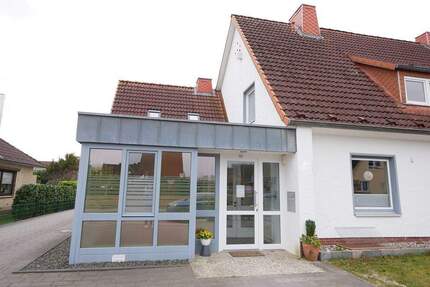 Gewerbeobjekt Tornesch - 5 Zimmer, 124 m&sup2;, 1.680&euro; | Angebot:25775259