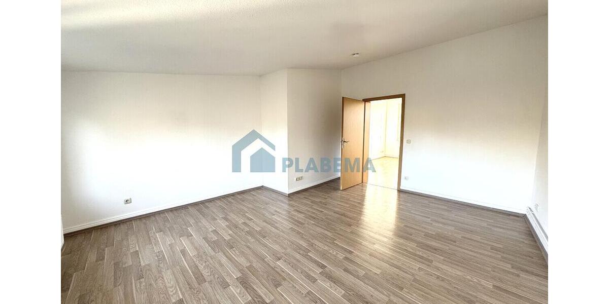 Dachgeschoßwohnung Parchim - 3 Zimmer, 75 m&sup2;, 760&euro; | Angebot:23526895