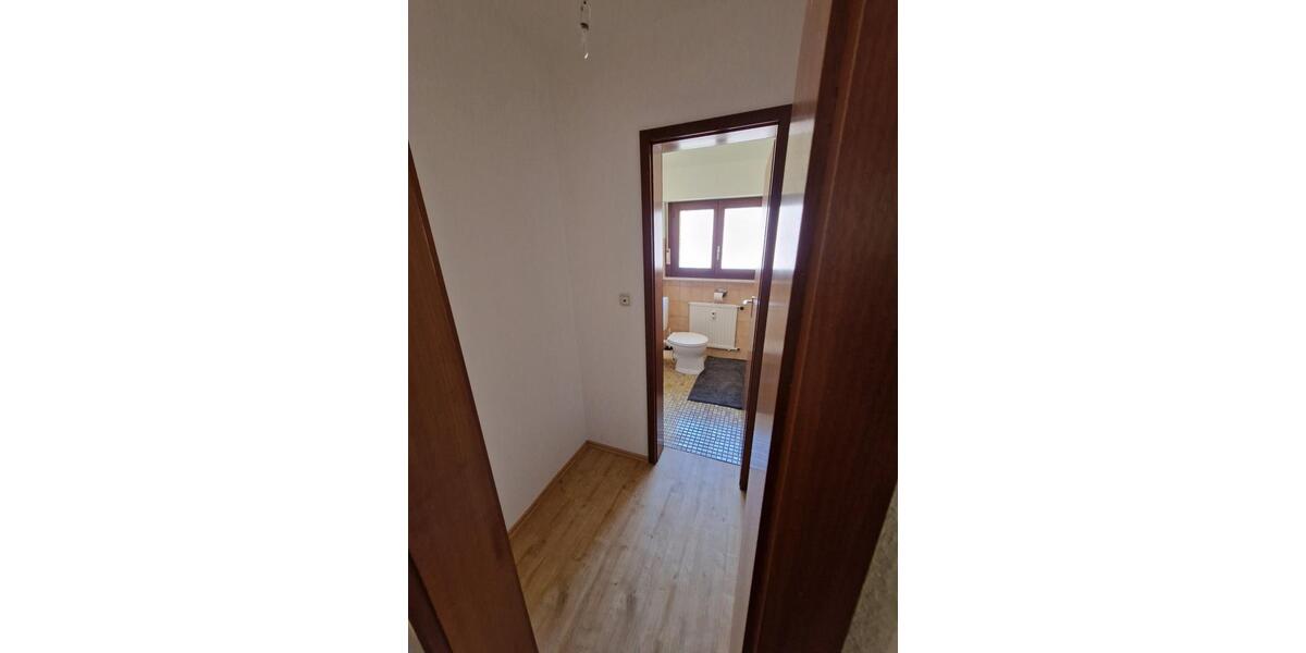 Etagenwohnung Gengenbach - 3 Zimmer, 93 m&sup2;, 630&euro; | Angebot:25045546