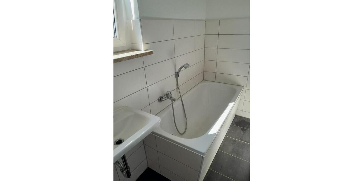 Erdgeschoßwohnung Regis-Breitingen Breitingen - 3 Zimmer, 60 m&sup2;, 400&euro; | Angebot:25306530