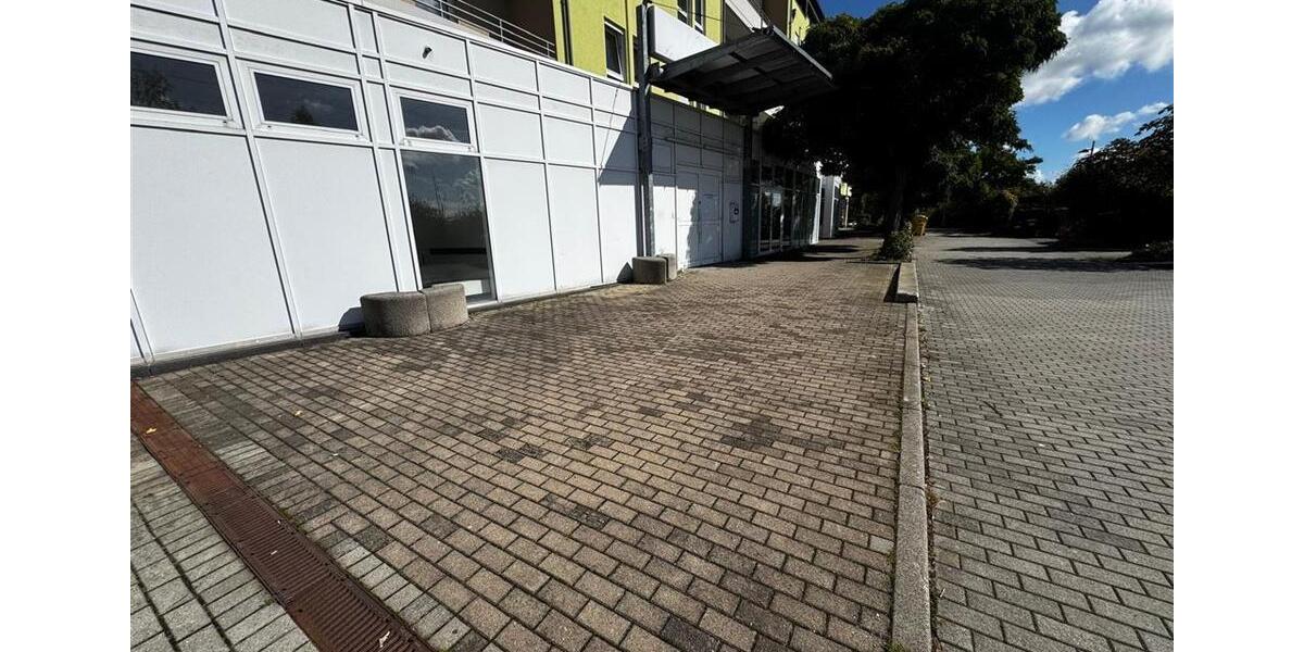 Gewerbeobjekt Kabelsketal - 1.990&euro; | Angebot:25350221