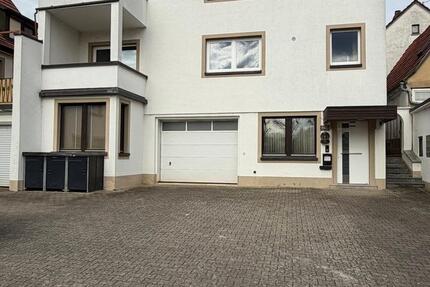 Wohnung Poppenhausen - 7 Zimmer, 215 m&sup2;, 1.890&euro; | Angebot:26312178