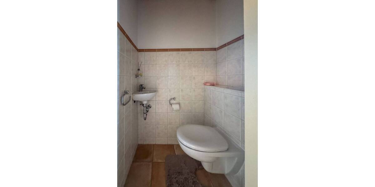 Etagenwohnung Stephanskirchen Schloßberg - 2 Zimmer, 80 m&sup2;, 980&euro; | Angebot:26643451