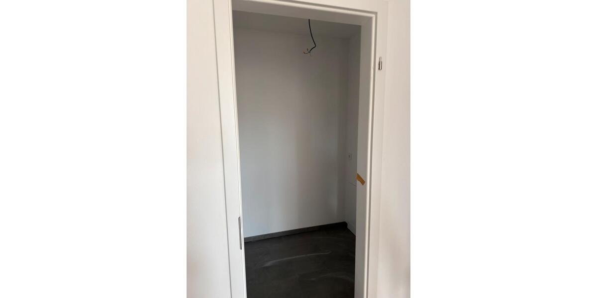 Erdgeschoßwohnung Langenselbold - 2 Zimmer, 64 m&sup2;, 1.250&euro; | Angebot:26612998