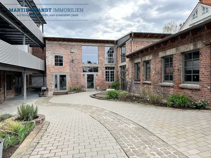 Büro in Idstein 2.262 € 173.5 m²