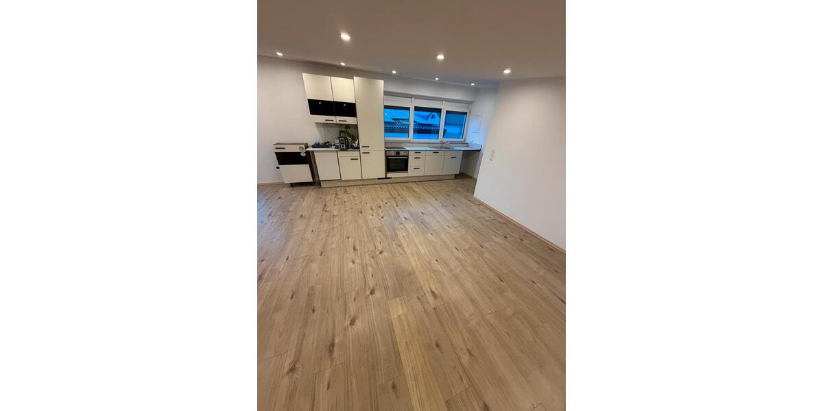 Einfamilienhaus Niedereschach - 2 Zimmer, 95 m&sup2;, 850&euro; | Angebot:26646734