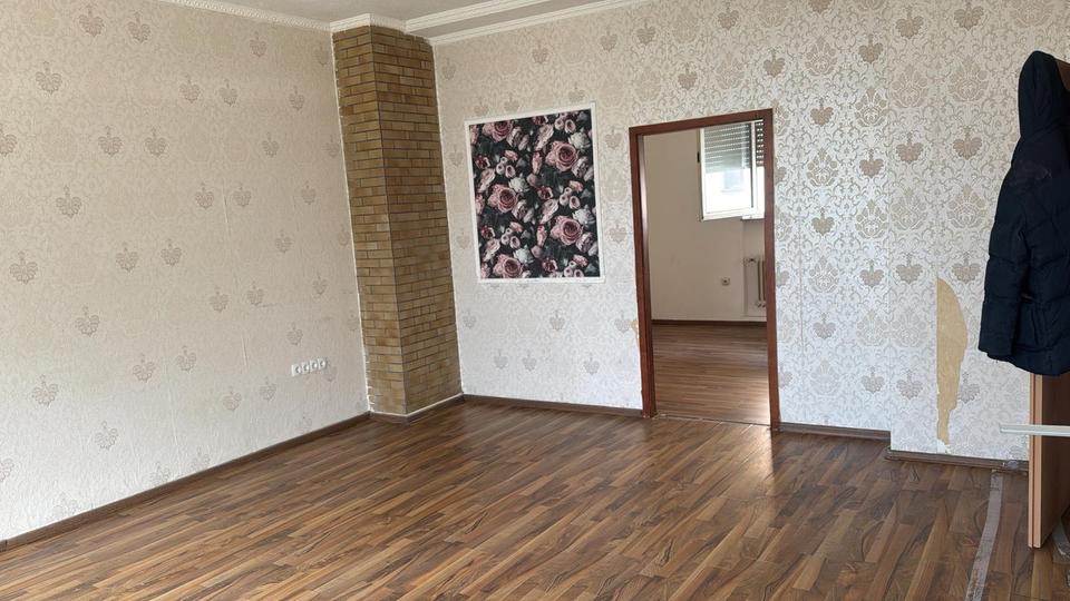 Etagenwohnung Neunkirchen - 4 Zimmer, 90 m&sup2;, 700&euro; | Angebot:26551288