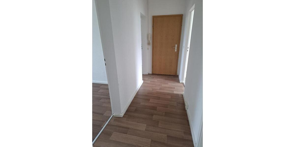 Etagenwohnung Seeland Gatersleben - 4 Zimmer, 72 m&sup2;, 279&euro; | Angebot:20747685