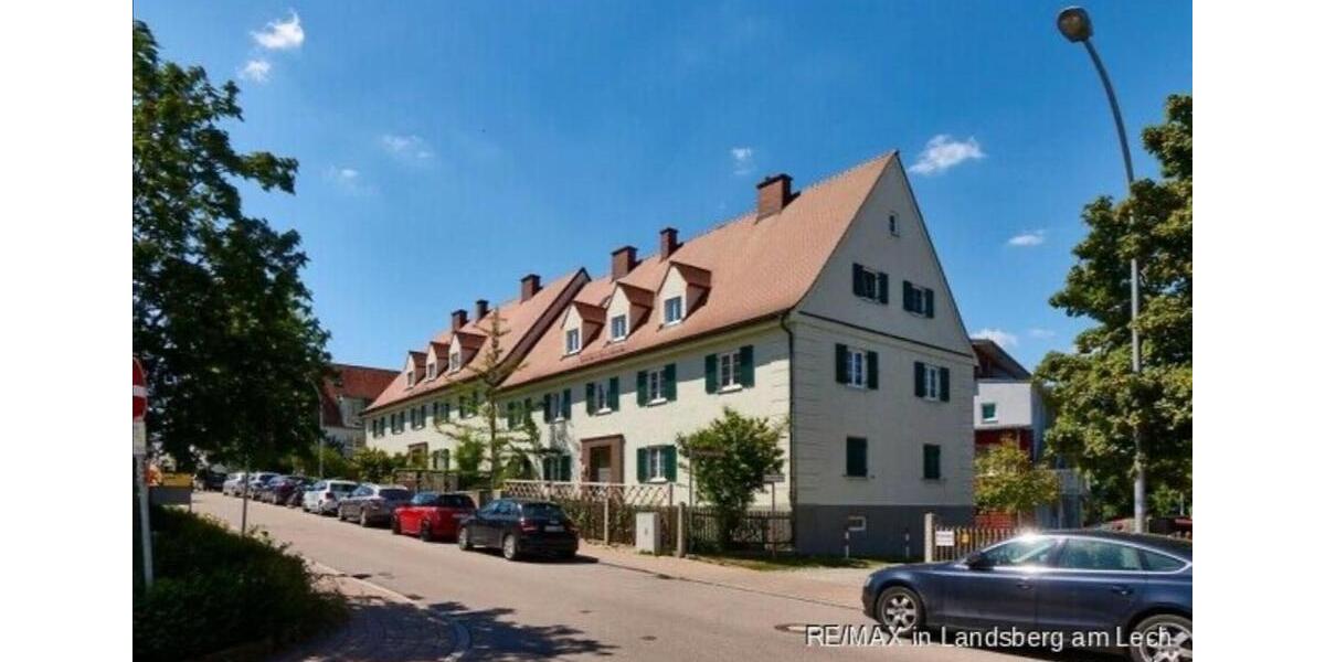 Dachgeschoßwohnung Freising Am Vogelherd - 4 Zimmer, 64 m&sup2;, 1.400&euro; | Angebot:25204495
