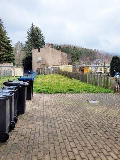 Etagenwohnung Waldheim - 2 Zimmer, 68 m&sup2;, 390&euro; | Angebot:25688922