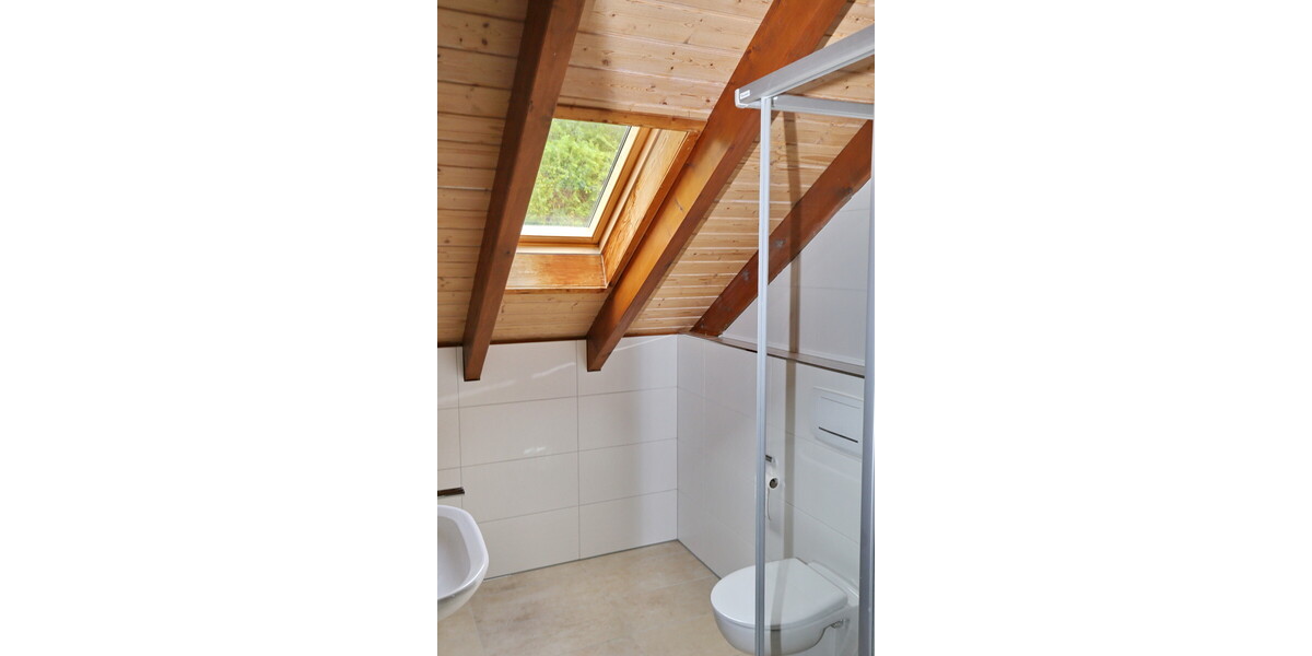 Großzügige Dachgeschosswohnung mit Garten und Klimaanlage. - 3.5 Baden-Baden / Oberbeuern Oberbeuern | Angebot:27161126