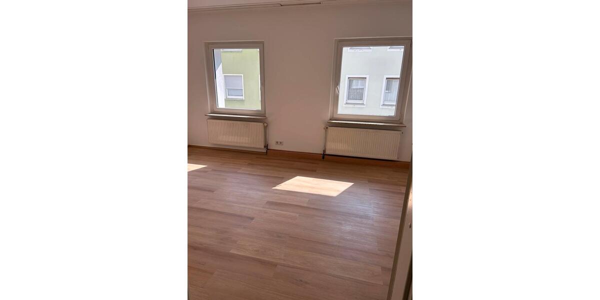Etagenwohnung Rüdesheim am Rhein - 3 Zimmer, 84 m&sup2;, 1.200&euro; | Angebot:26155181